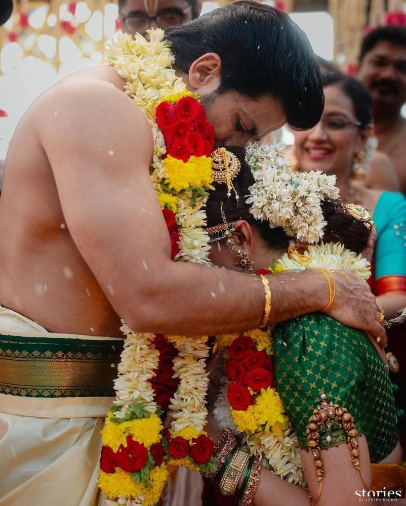 keerthy-suresh-and-antony-marriage-engagement-album